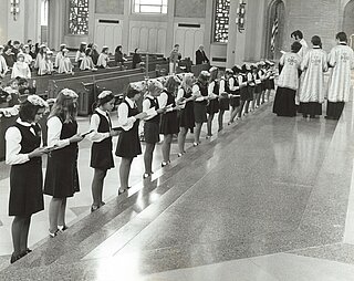 Прийняття до марійської дружини при катедрі Непорочного зачаття. (1970-ті)