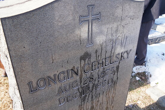 Ukrainian Community Honors Unity Day at St. Mary’s Cemetery