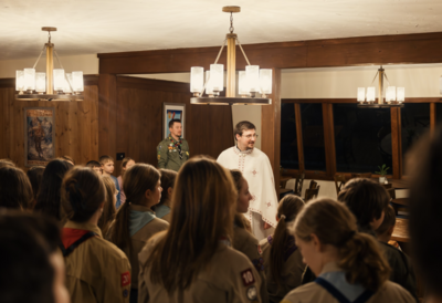 Divine Liturgy at Plast Ski Camp: Fr. Volodymyr Radko Calls Youth to Gratitude and Prayer