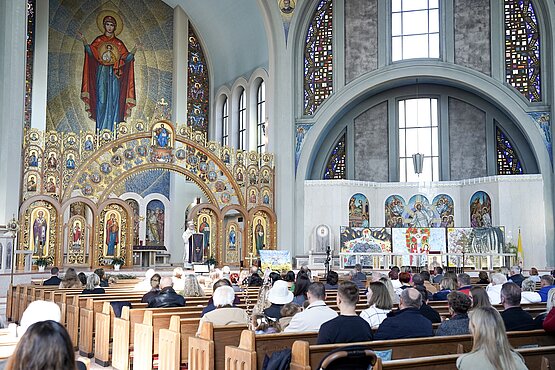 “God Is Close to Our Pain”: Palm Sunday Homily