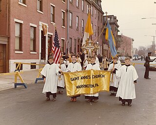 Процесія по вул Франклін до катедри з нагоди святкування 10 річниці проголошення митрополії у Філадельфії. (7 грудня 1969)