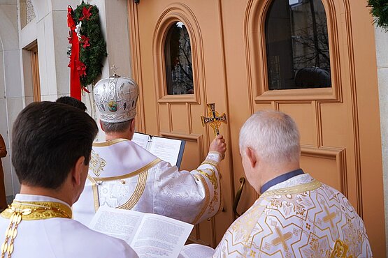 Metropolitan Borys Gudziak Opens Jubilee Year 2025 at the Cathedral of the Immaculate Conception in Philadelphia