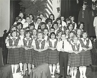 Учні школи св. Йосафата у Філадельфії (1964)