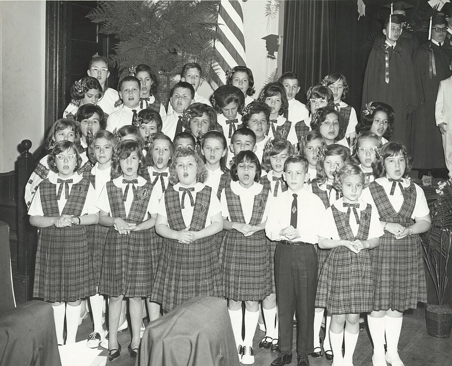 Учні школи св. Йосафата у Філадельфії (1964)