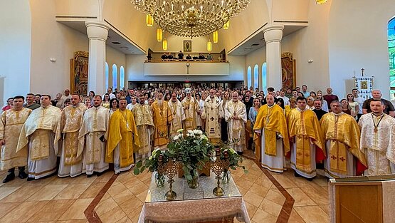 VIII All-American Youth Pilgrimage Brings Together More Than 700 Young People in Parma