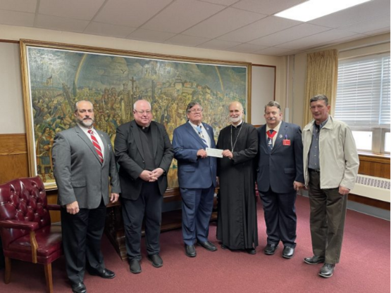 Knights of Columbus Support New Priests in Archeparchy