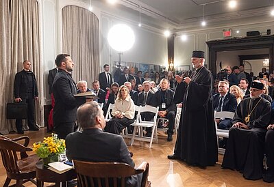 Metropolitan Borys Gudziak Participates in President Zelenskyy’s Meeting with the Ukrainian Community in New York