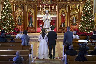 Таїнство вінчання Богдана та Марії Лончин на парафії Священномученика Йосафата у Трентоні, НДж (Грудень 2022)