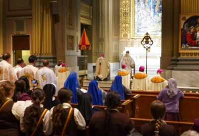 Archbishop Borys Gudziak joined Philadelphia Archbishop Nelson Pérez in the act of consecration of Ukraine, Russia and all humanity to the Immaculate Heart of Mary